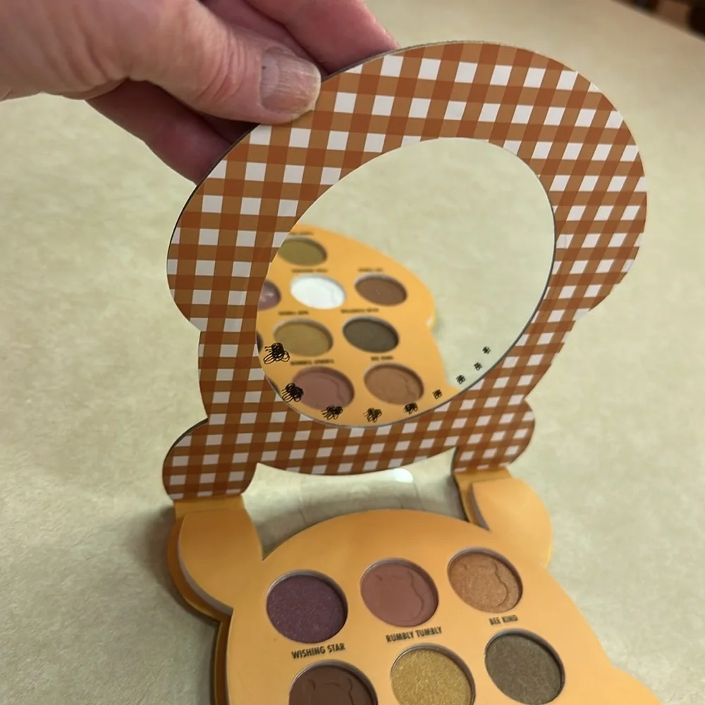 Disney Winnie The Pooh Eyeshadow Palette 12 Pan Unused